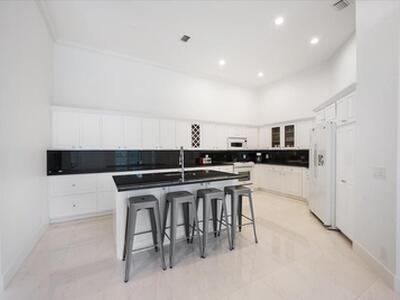 2514 Players Court, Wellington, FL 33414