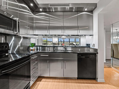 3507 Village Boulevard, West Palm Beach, FL 33409