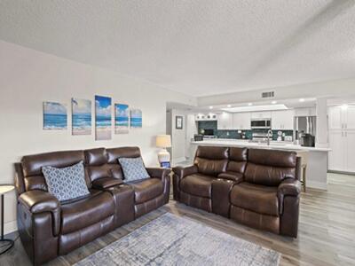 750 Egret Circle, Delray Beach, FL 33444