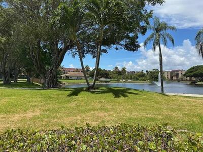 750 Egret Circle, Delray Beach, FL 33444