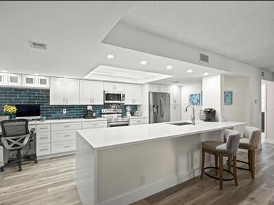 750 Egret Circle, Delray Beach, FL 33444