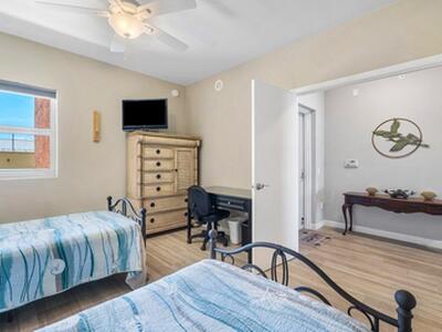 2640 Lake Shore Drive, Riviera Beach, FL 33404