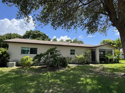 2615 SW Natura Avenue, Deerfield Beach, FL 33441