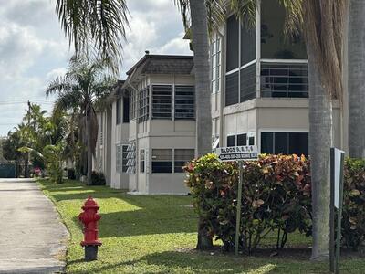 500 Bonnie Boulevard, Palm Springs, FL 33461