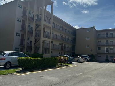 225 Bonnie Boulevard, Palm Springs, FL 33461