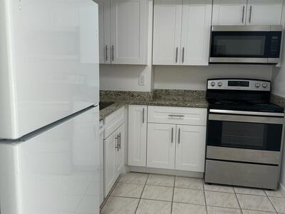 225 Bonnie Boulevard, Palm Springs, FL 33461