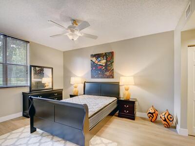 780 S Sapodilla Avenue, West Palm Beach, FL 33401