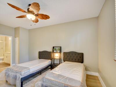 780 S Sapodilla Avenue, West Palm Beach, FL 33401