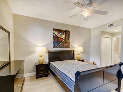 780 S Sapodilla Avenue, West Palm Beach, FL 33401