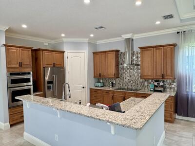 134 SE Fiore Bello, Port Saint Lucie, FL 34984