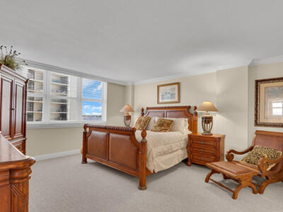 5440 N Ocean Drive, Singer Island, FL 33404