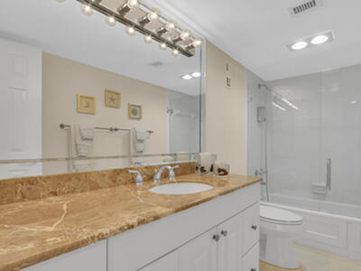 5440 N Ocean Drive, Singer Island, FL 33404