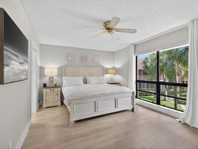 419 Brackenwood Lane S, Palm Beach Gardens, FL 33418