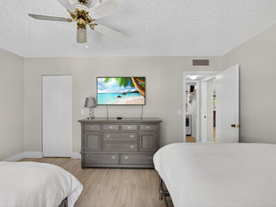 419 Brackenwood Lane S, Palm Beach Gardens, FL 33418