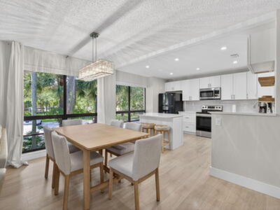 419 Brackenwood Lane S, Palm Beach Gardens, FL 33418