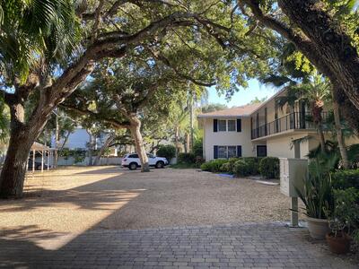 800 Coquina Lane, Vero Beach, FL 32963