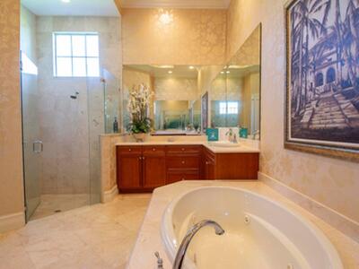 138 SE Via San Marino, Port Saint Lucie, FL 34984