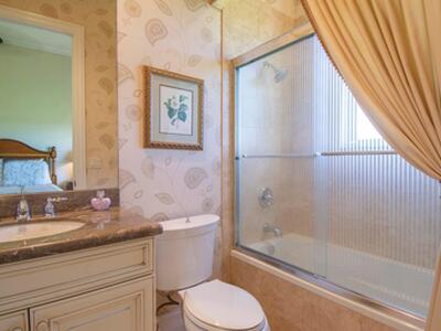 138 SE Via San Marino, Port Saint Lucie, FL 34984