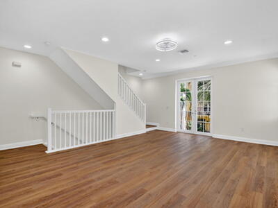 2502 N Dixie Highway, Lake Worth Beach, FL 33460