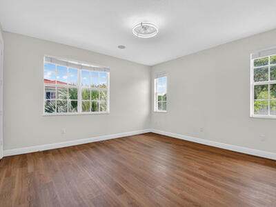 2502 N Dixie Highway, Lake Worth Beach, FL 33460