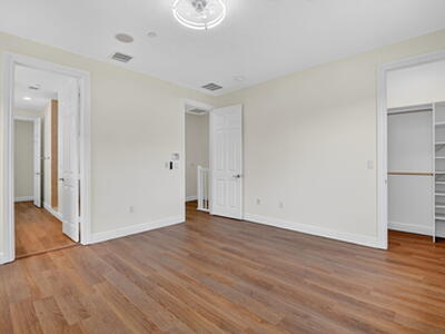 2502 N Dixie Highway, Lake Worth Beach, FL 33460