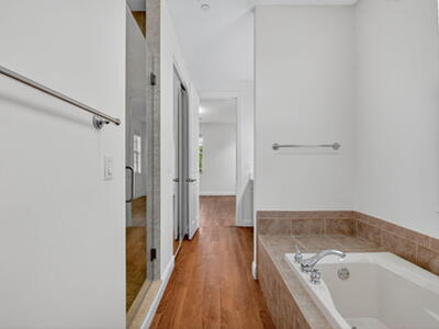 2502 N Dixie Highway, Lake Worth Beach, FL 33460