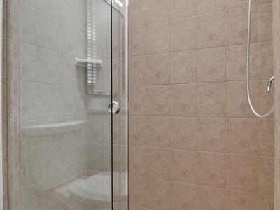 2502 N Dixie Highway, Lake Worth Beach, FL 33460