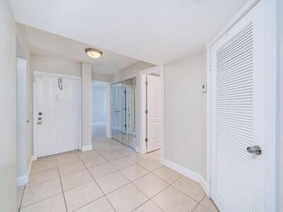 1238 S Military Trail, Deerfield Beach, FL 33442