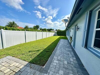 1874 Newhaven Avenue, Wellington, FL 33414