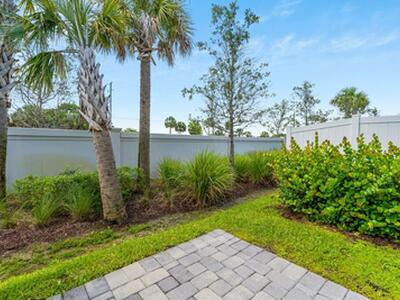 325 SE Halifax Lane, Stuart, FL 34994