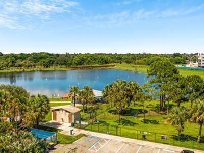 325 SE Halifax Lane, Stuart, FL 34994