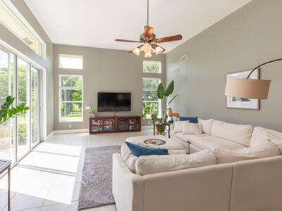 684 Cypress Green Circle, Wellington, FL 33414