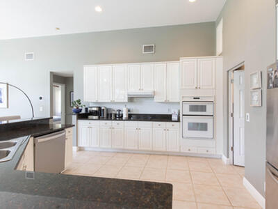 684 Cypress Green Circle, Wellington, FL 33414