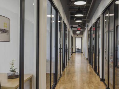 2000 Pga Boulevard, Palm Beach Gardens, FL 33408