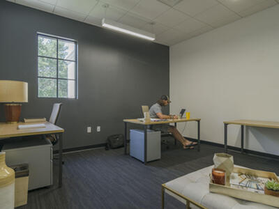 2000 Pga Boulevard, Palm Beach Gardens, FL 33408