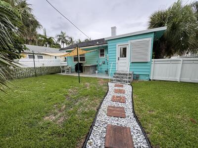 305 N Lakeside Drive, Lake Worth Beach, FL 33460