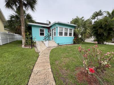 305 N Lakeside Drive, Lake Worth Beach, FL 33460