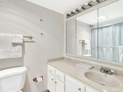 2320 SW 22nd Avenue, Delray Beach, FL 33445