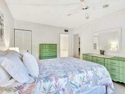 2320 SW 22nd Avenue, Delray Beach, FL 33445