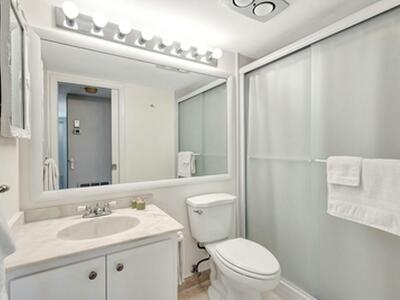 2320 SW 22nd Avenue, Delray Beach, FL 33445