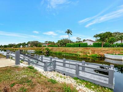 2320 SW 22nd Avenue, Delray Beach, FL 33445