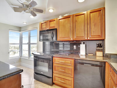 1021 Hillsboro Mile, Hillsboro Beach, FL 33062