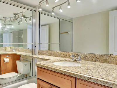 1021 Hillsboro Mile, Hillsboro Beach, FL 33062