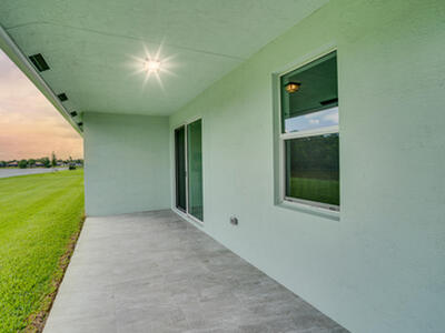 388 SW Vista Lake Drive, Port Saint Lucie, FL 34953