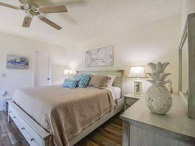 340 S Waverly Place, Vero Beach, FL 32960