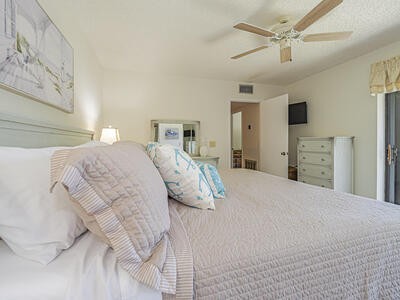 340 S Waverly Place, Vero Beach, FL 32960