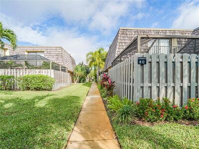 340 S Waverly Place, Vero Beach, FL 32960