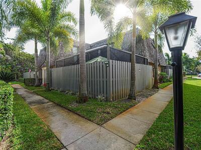 340 S Waverly Place, Vero Beach, FL 32960