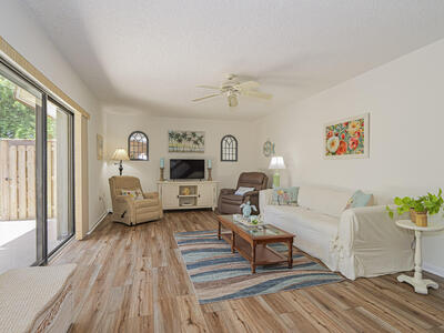 340 S Waverly Place, Vero Beach, FL 32960