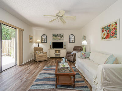 340 S Waverly Place, Vero Beach, FL 32960